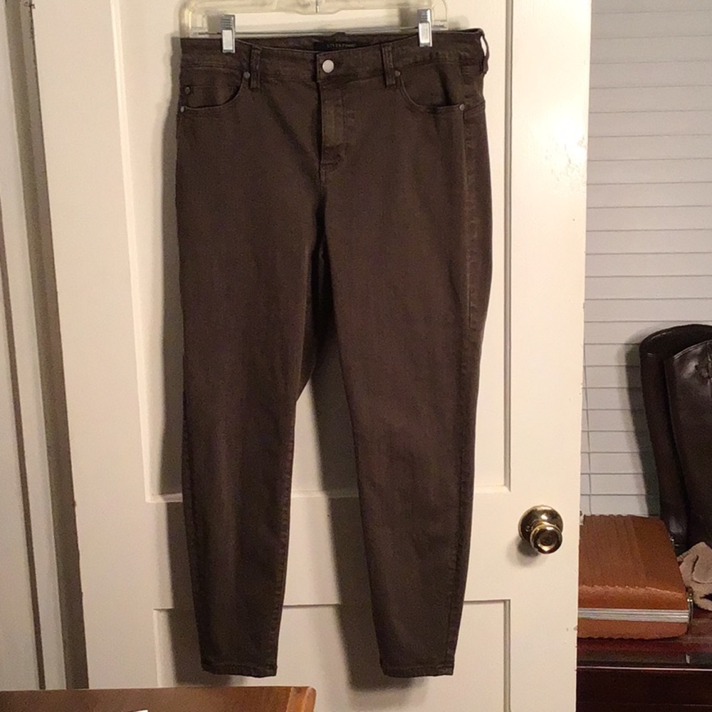 Skinny jeans.